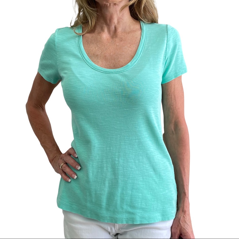 Tommy Bahama Short Sleeve Scoop Neck T-shirt
